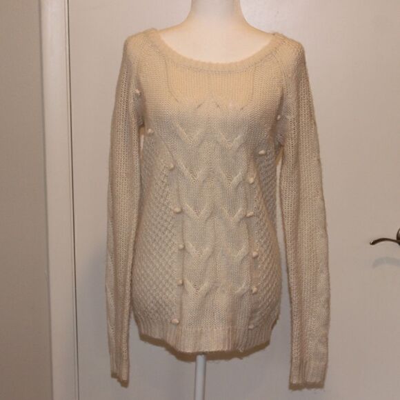 URBAN OUTFITTERS Cream Pullover Sweater Women Size Medium - Picture 4 of 10